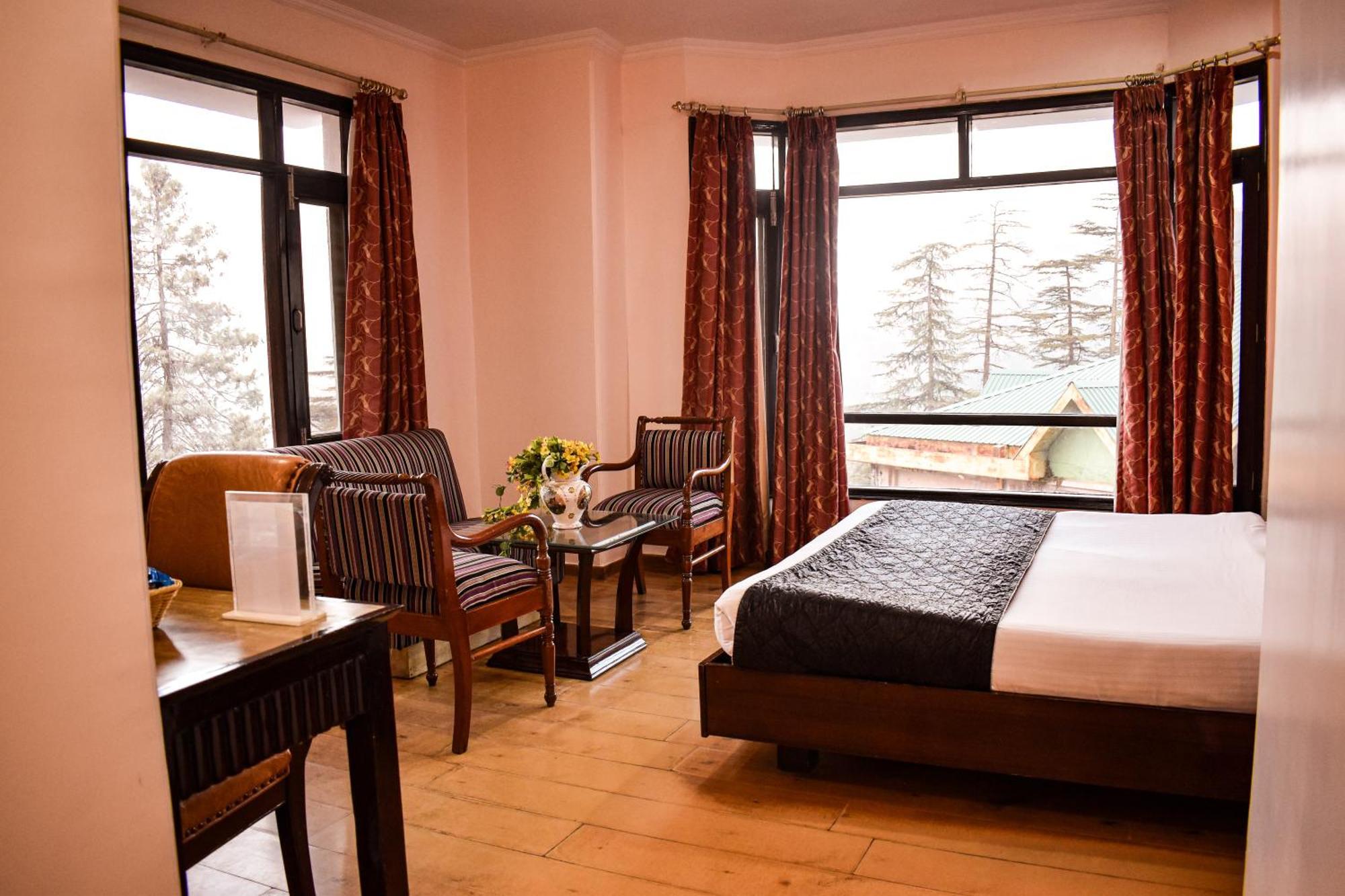 Hotel Marc Шимла Екстериор снимка